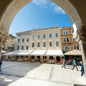 https://heritage-hotel-santa-lucia.splithotels.org
